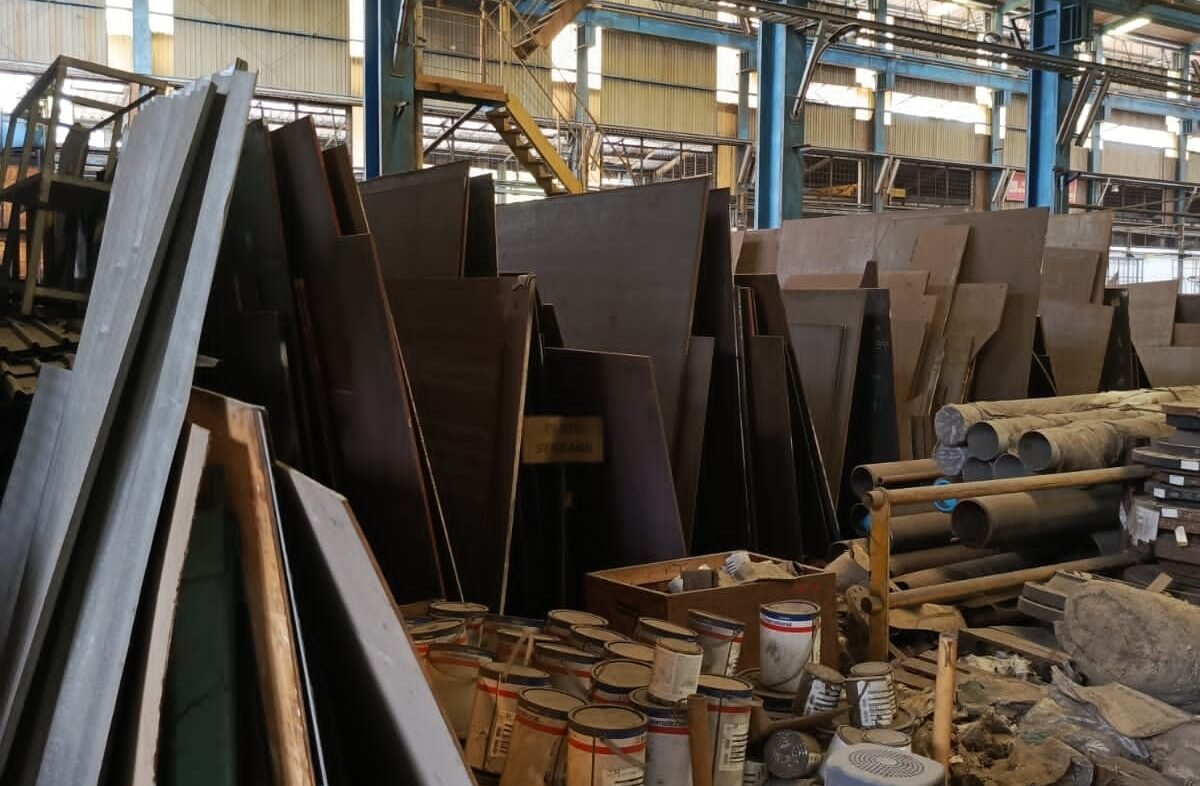 Portfolio Proyek pembongkaran mesin, dan jual beli logam scrap Multicipta.id